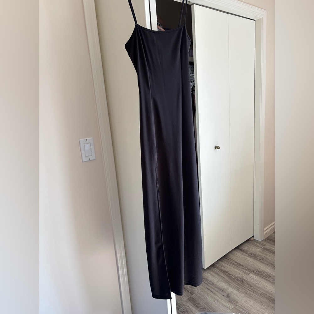 SHEIN Black Dress With Side Slit